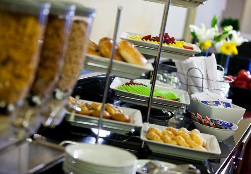 Greensboro-High Point Marriott Airport Bagian luar foto